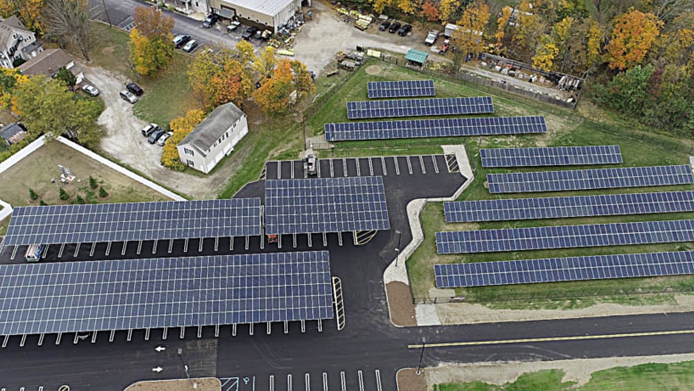 The solar system at Franklin Mutual Group generates 586,189 kWh annually.